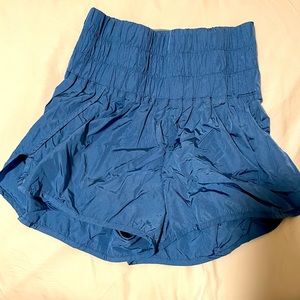 Free People The Way Home shorts - Medium - barely worn!